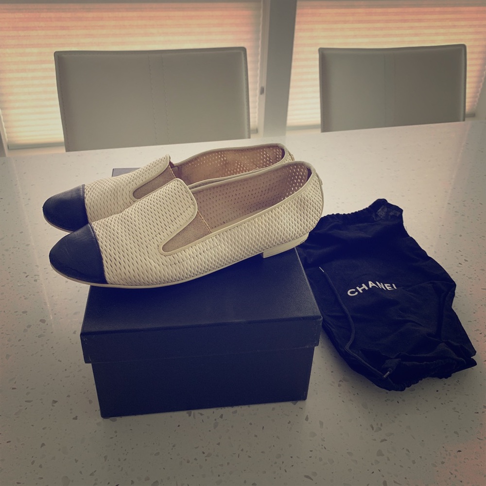 Chanel moccasins/loafers